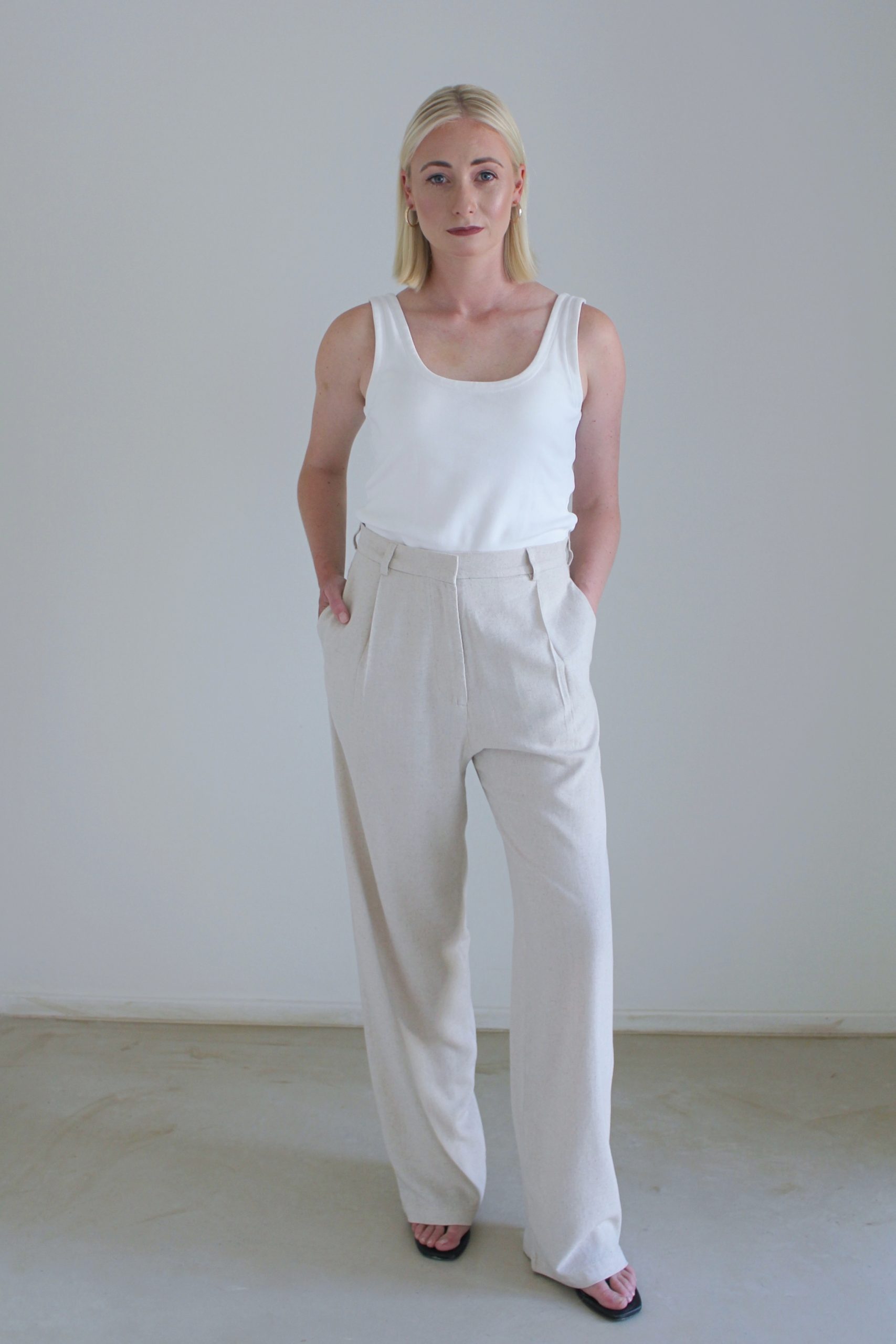 The Wide Leg Linen Trouser