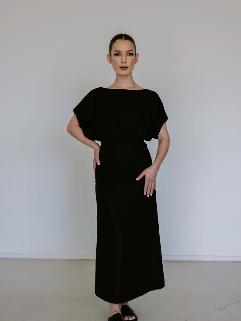 Slouch Waist Dress in Linen Blend - Black