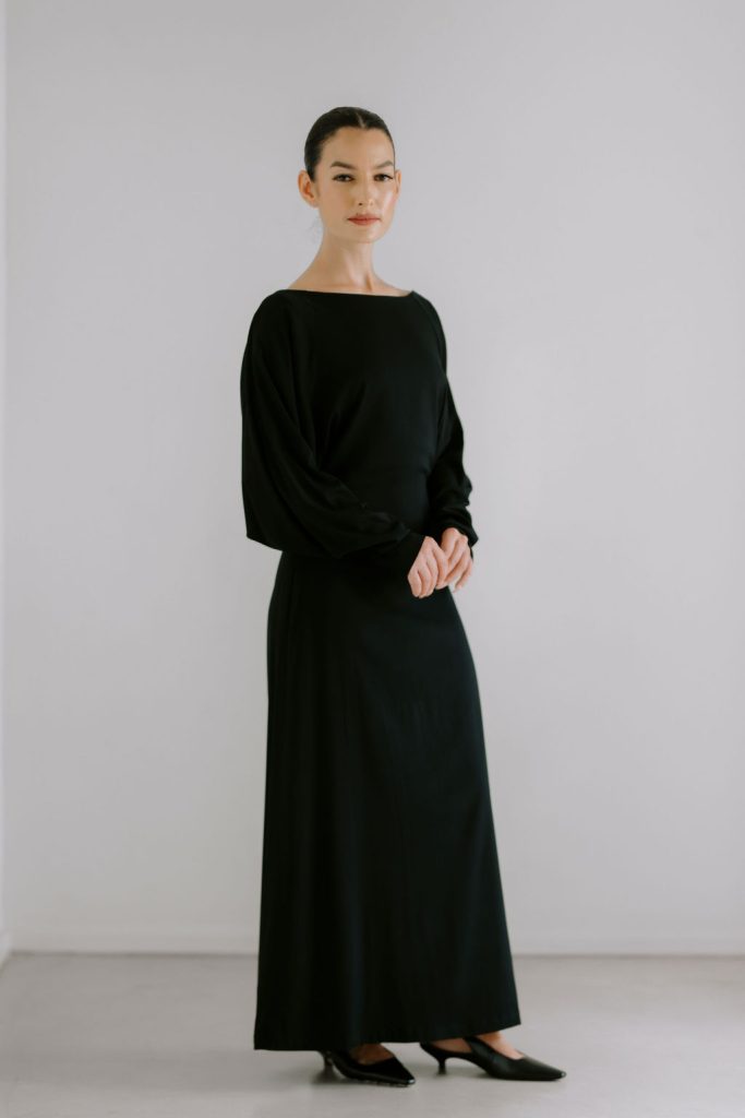 Long Sleeve Slouch Waist Dress - Black