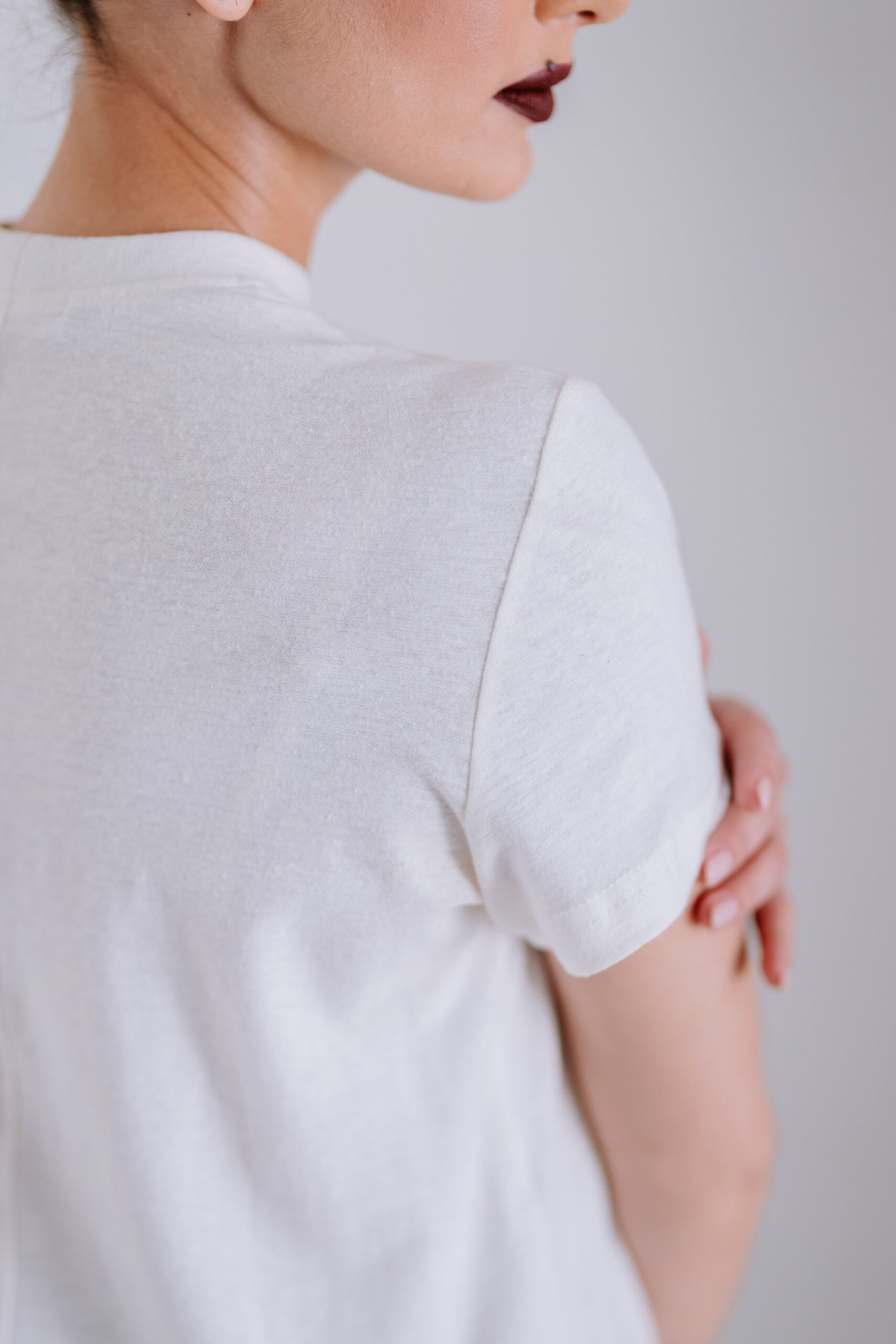 Signature Tee In Organic Jersey - Natural - Image 4