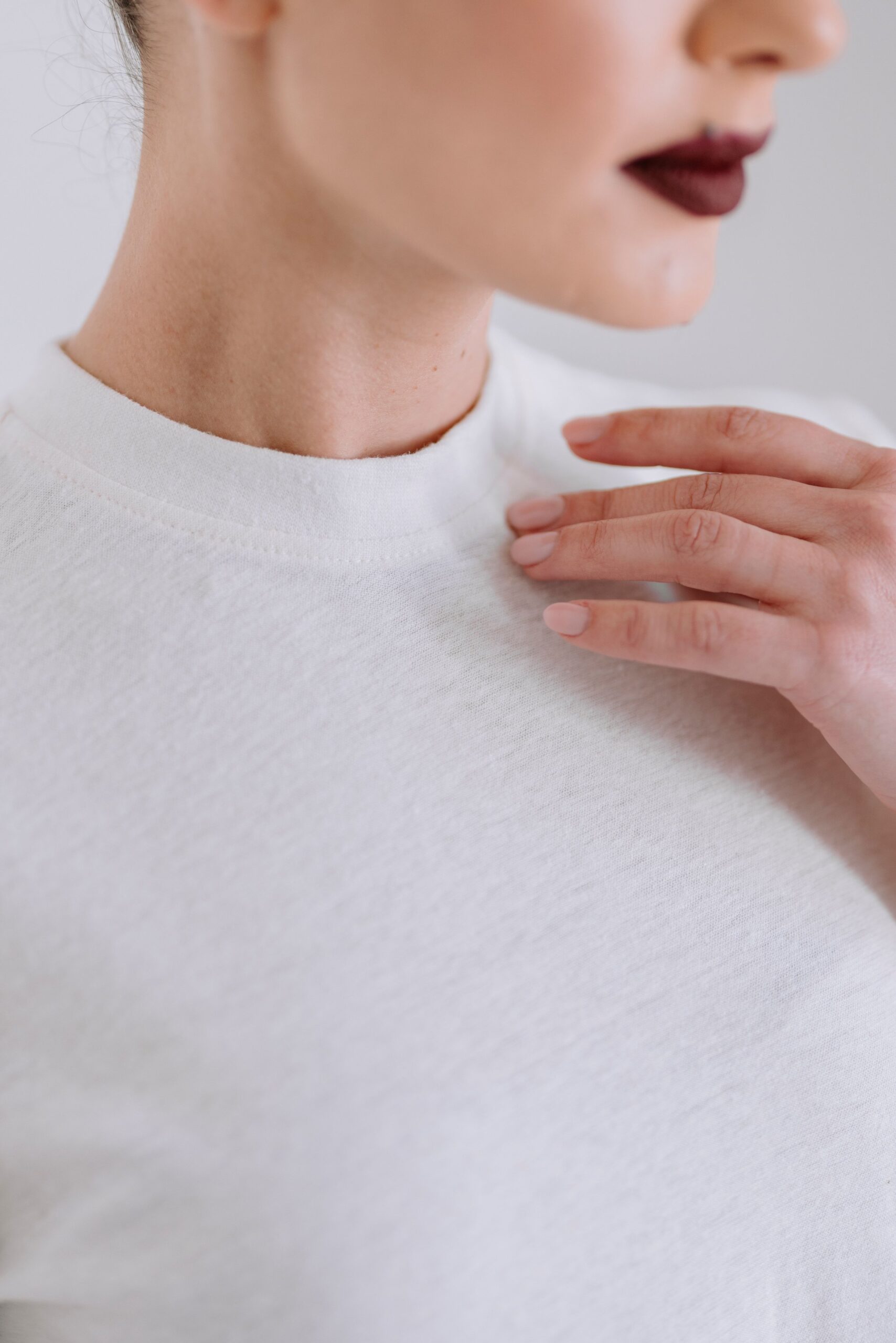 Signature Tee In Organic Jersey - Natural - Image 5