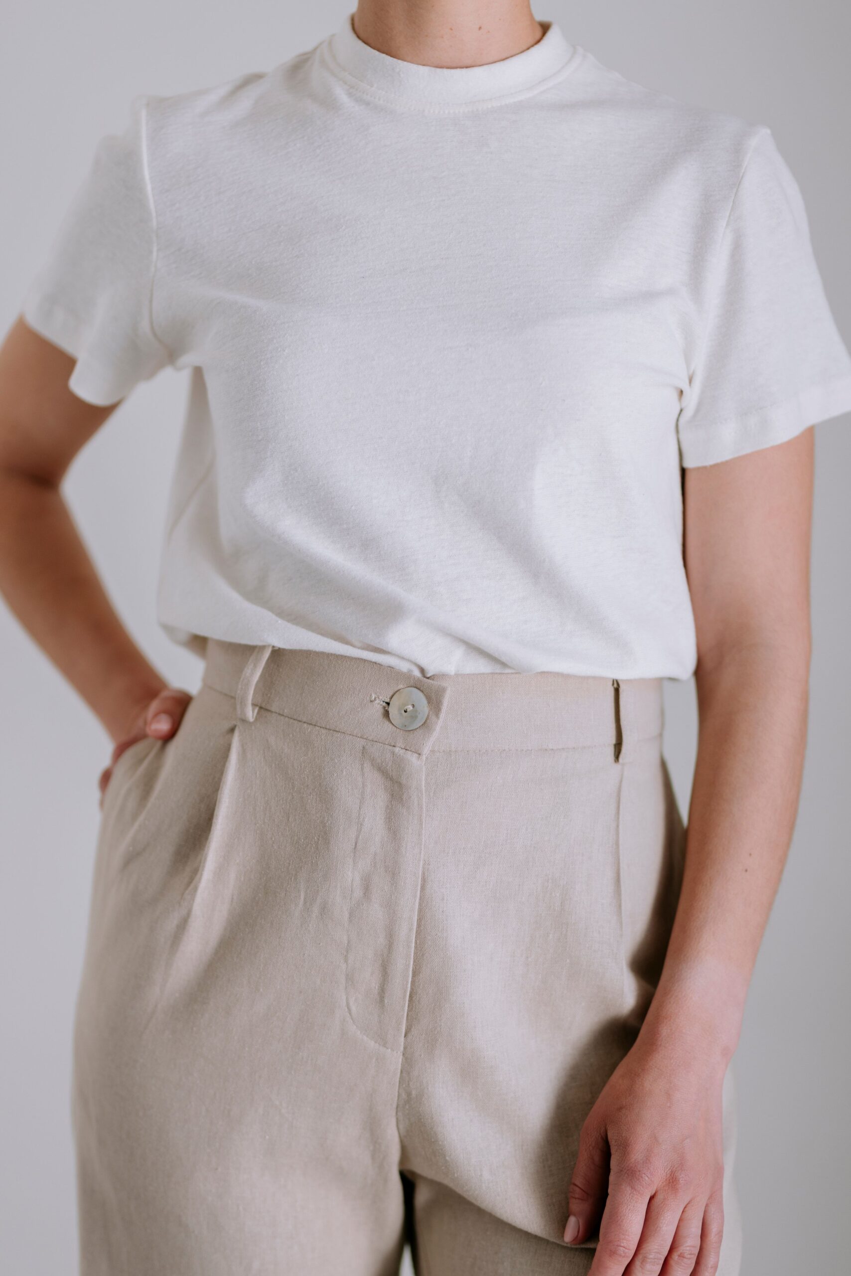 Effortless Linen Trouser - Sand - Image 4