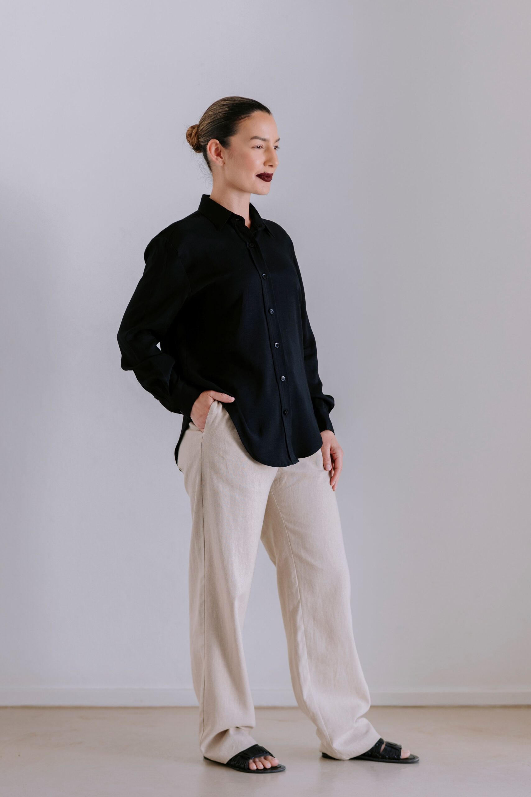 Relaxed Summer Shirt - Black - Image 2