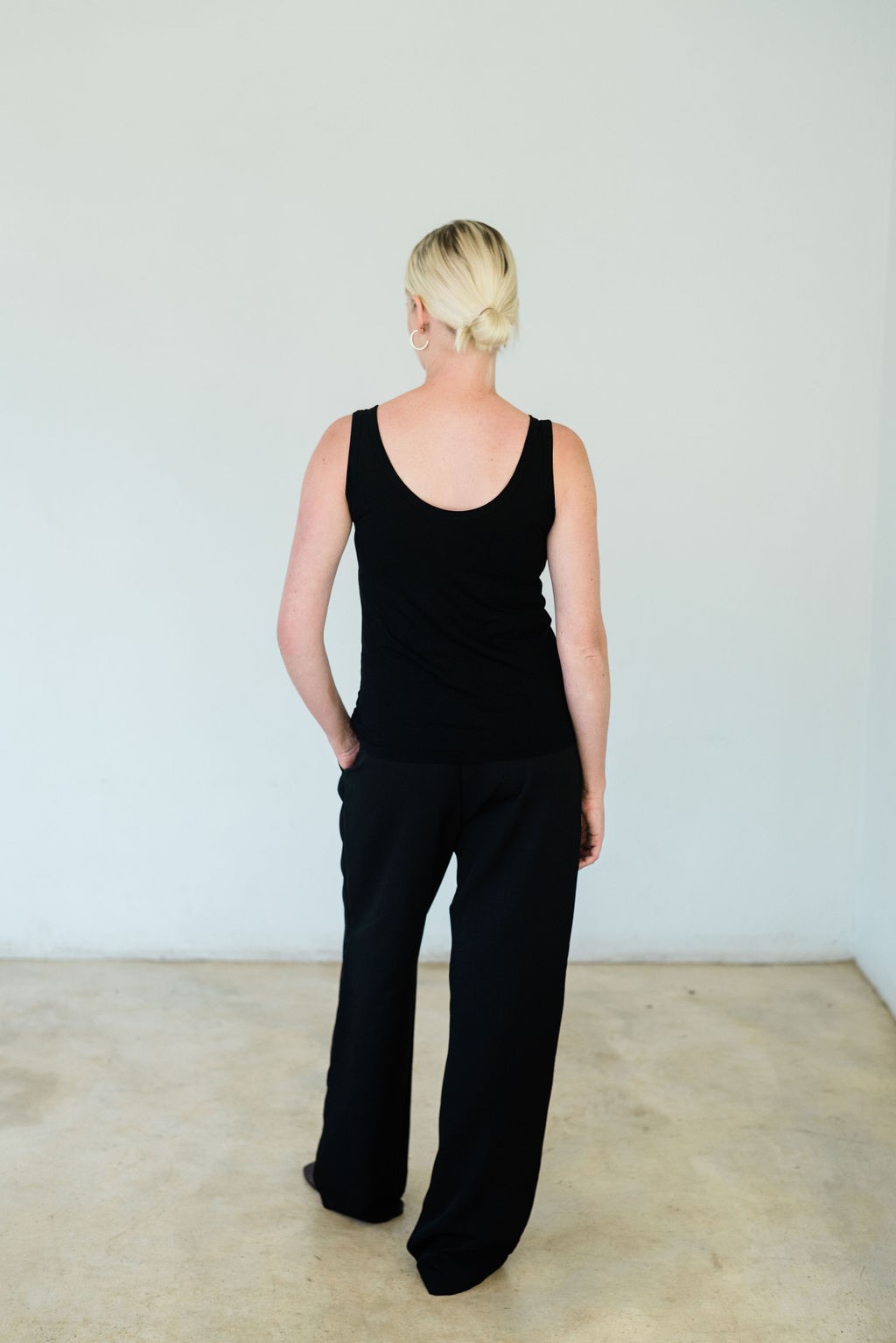 The Scoop Neck Tank - Black - Image 3